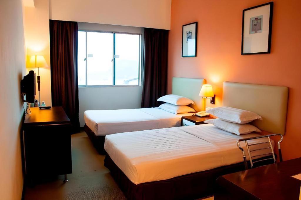 Ritz Garden Hotel Ipoh Buitenkant foto