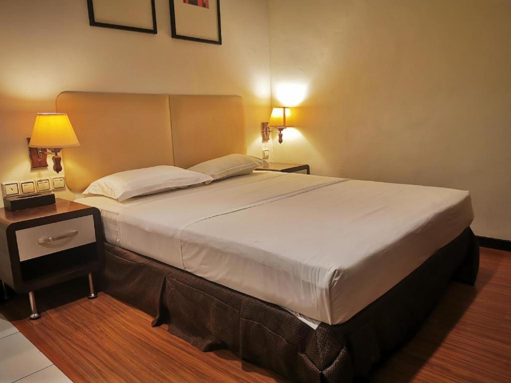 Ritz Garden Hotel Ipoh Buitenkant foto