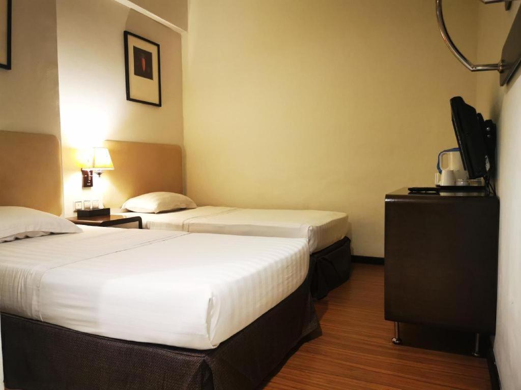 Ritz Garden Hotel Ipoh Buitenkant foto