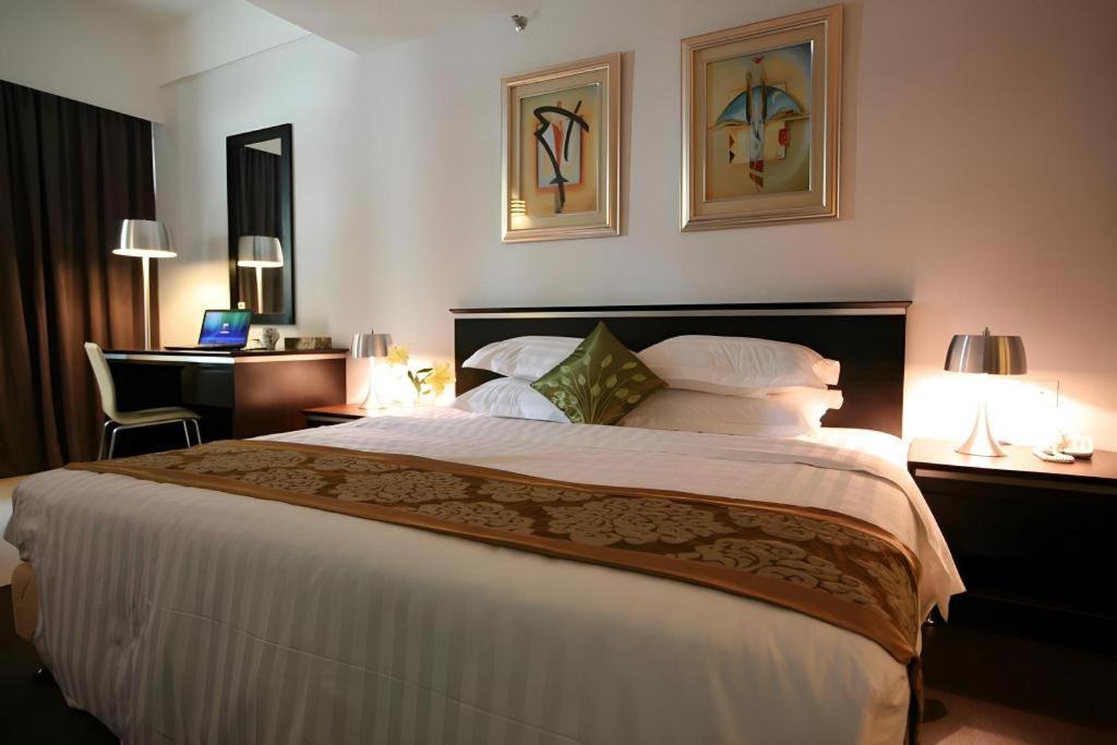 Ritz Garden Hotel Ipoh Buitenkant foto